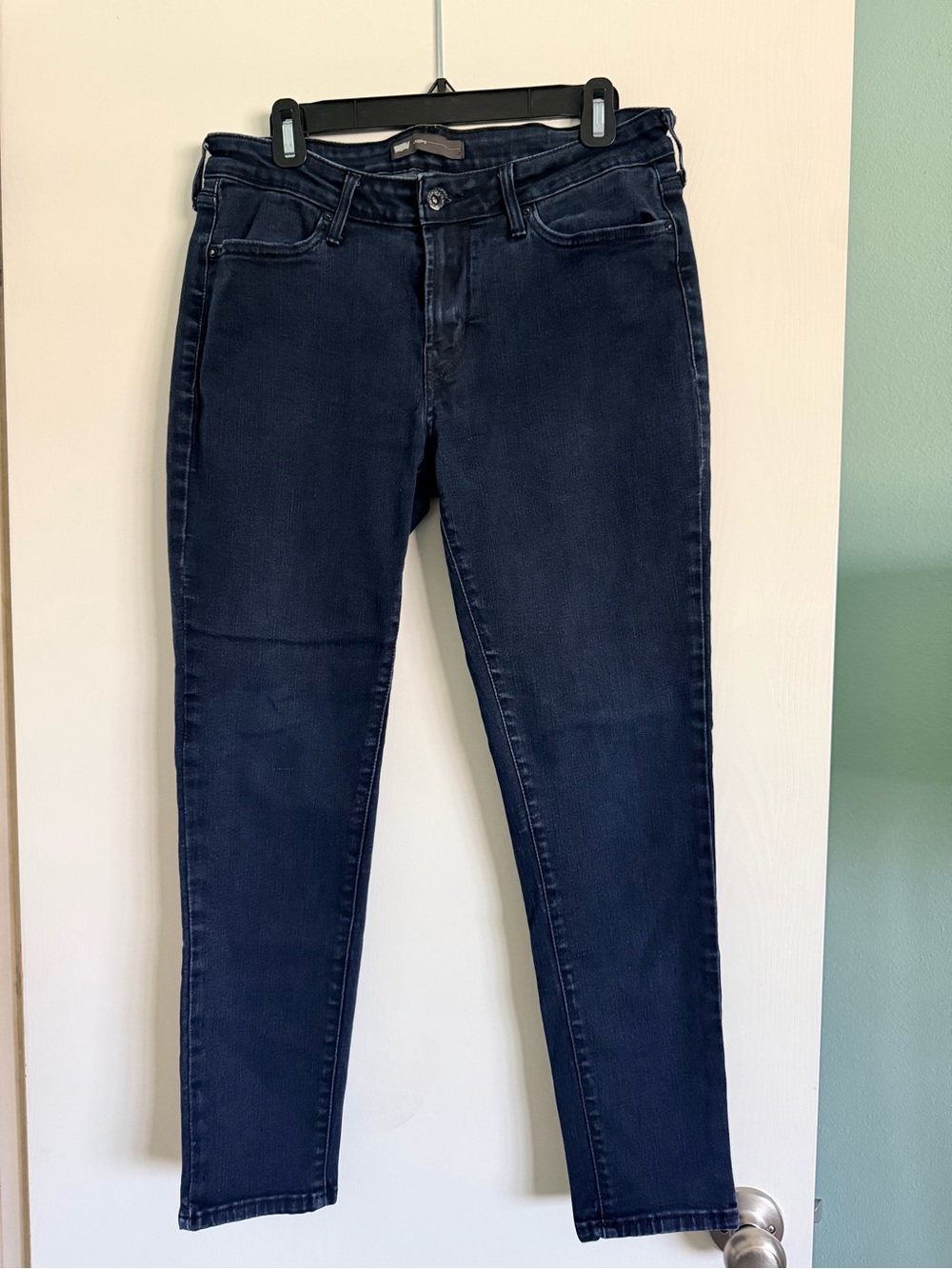 EUC- Levi’s Jeggings Women’s 12R Dark Indigo Blue Slim Jeans